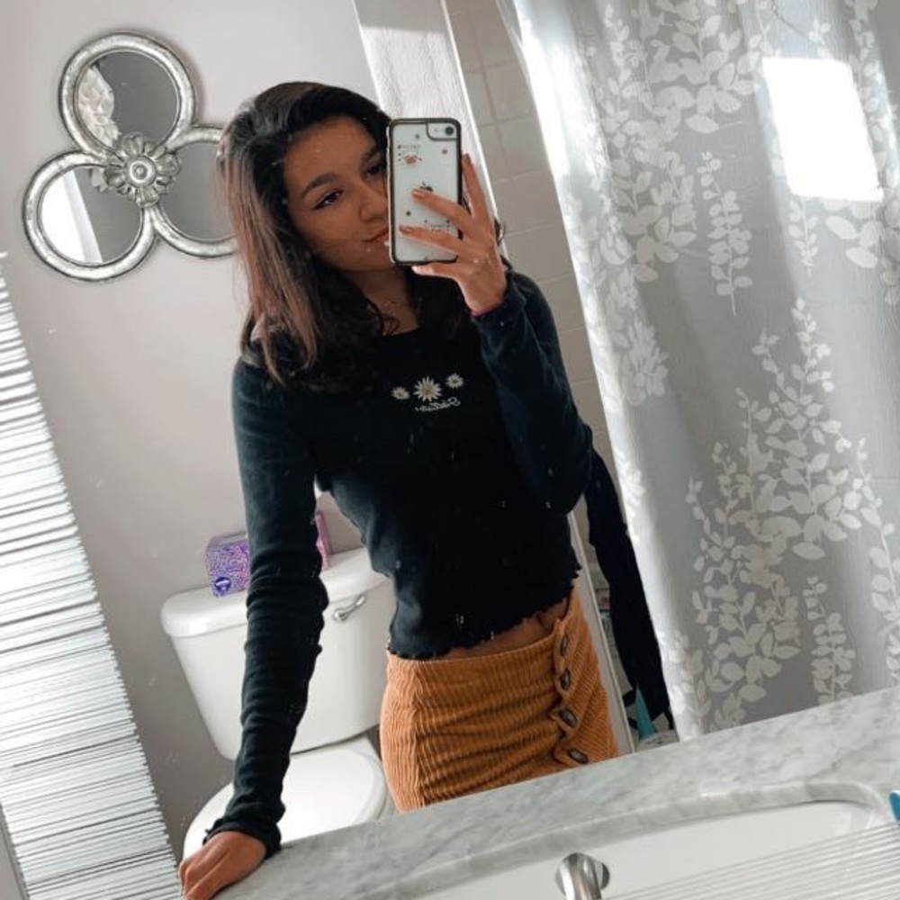 Meet your Posher, Brooke